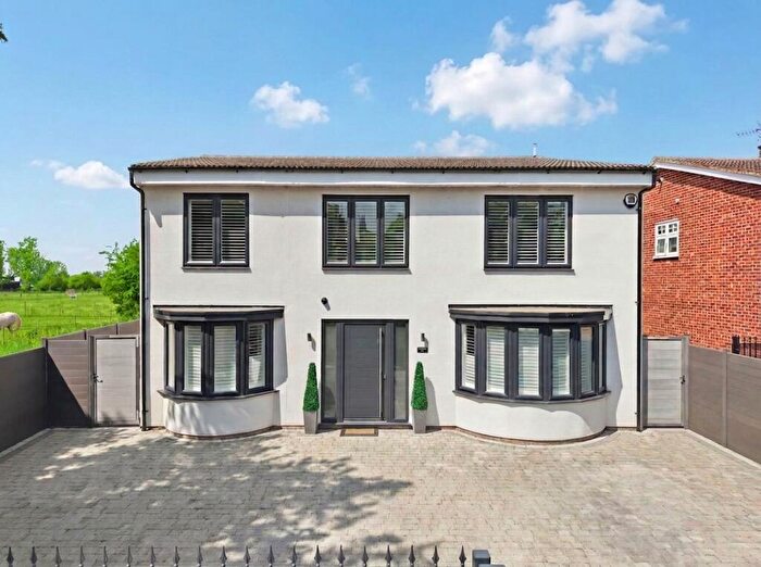 4 Bedroom Detached House For Sale In Church Lane, Bulphan, RM14