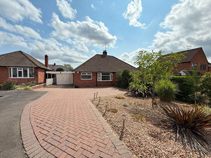 3 Bedroom Semi-Detached Bungalow For Sale In Kenway, Hollywood, B47