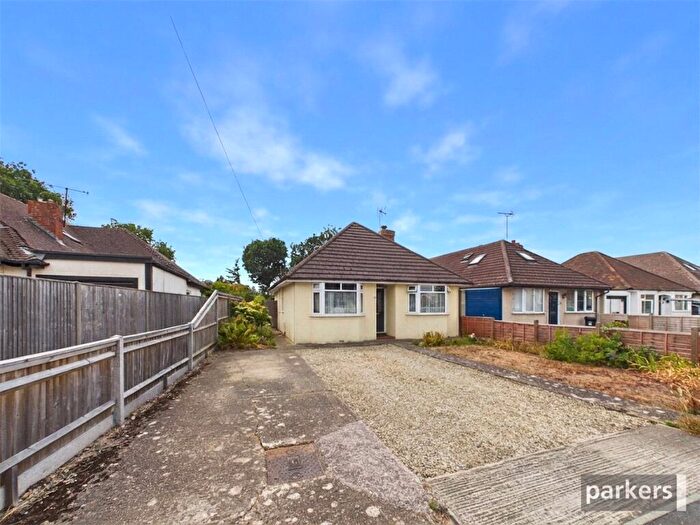 2 Bedroom Bungalow To Rent In Woodwaye, Woodley, Reading, Berkshire, RG5