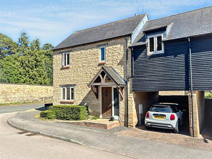 2 Bedroom Semi-Detached House To Rent In Norlinton Close, Orlingbury, Kettering, NN14