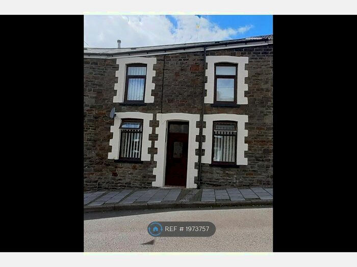 2 Bedroom Terraced House To Rent In Brondeg Street, Tylorstown, Ferndale, CF43