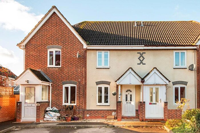 2 Bedroom Terraced House For Sale In Orwell Drive, Didcot, OX11