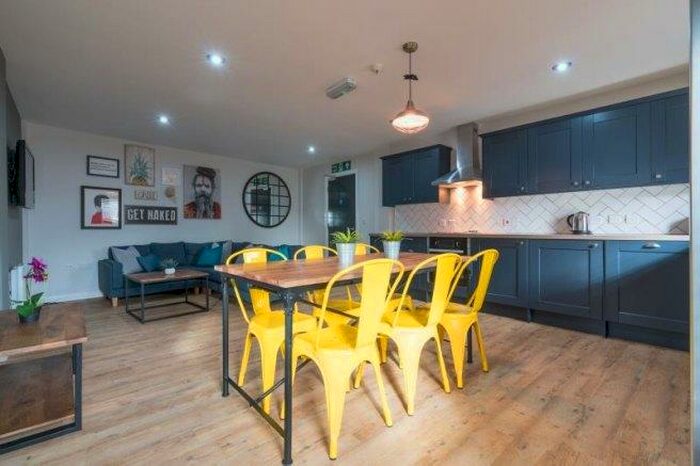 5 Bedroom Flat To Rent In Byron Lofts, NE2