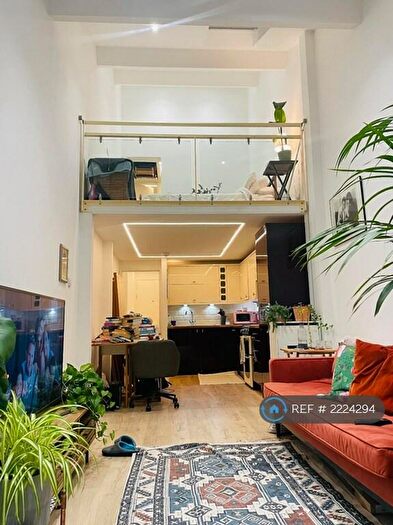 1 Bedroom Penthouse To Rent In Manhattan Building, London, E3