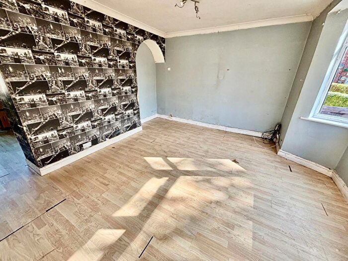3 Bedroom Terraced House For Sale In Beckton Gardens, Manchester, M22