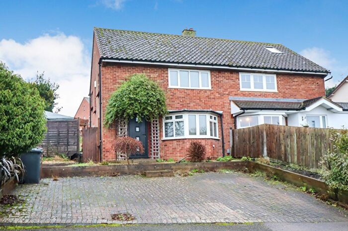 3 Bedroom Property To Rent In Noke Shot, Harpenden, AL5