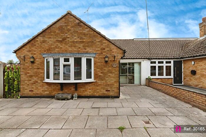 2 Bedroom Semi-Detached Bungalow For Sale In Deepwater Road, Canvey Island, SS8