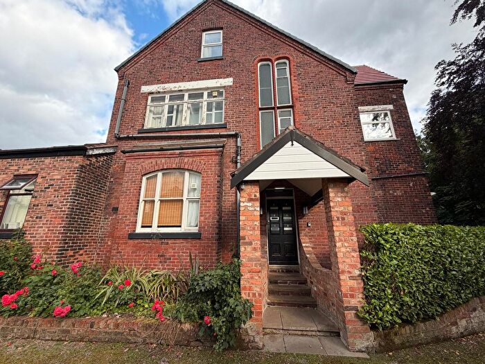 2 Bedroom Flat To Rent In Hampstead House, Stockport, Stockport, SK2