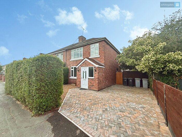 3 Bedroom Semi-Detached House For Sale In Alton Street, Crewe, Cheshire, CW2