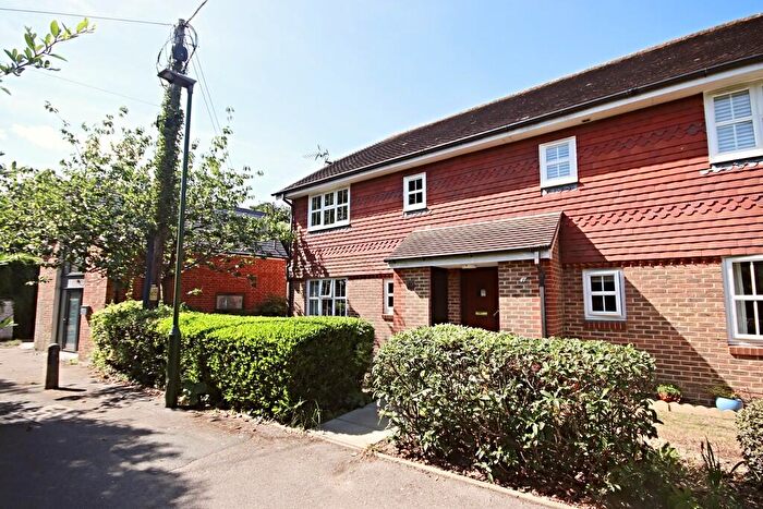 1 Bedroom Apartment For Sale In Rosehill, Billingshurst, RH14