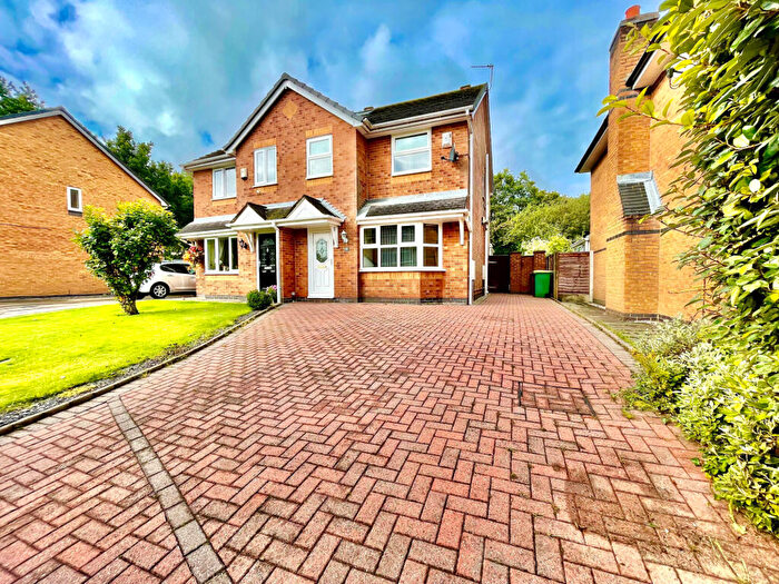 4 Bedroom Semi Detached House To Rent In Oakengate, Fulwood, Preston, PR2