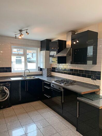 3 Bedroom Terraced House To Rent In Grosvenor Road, London, E6