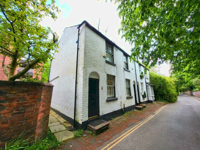 2 Bedroom End Of Terrace House To Rent In Millgate Lane, Didsbury, Manchester, M20