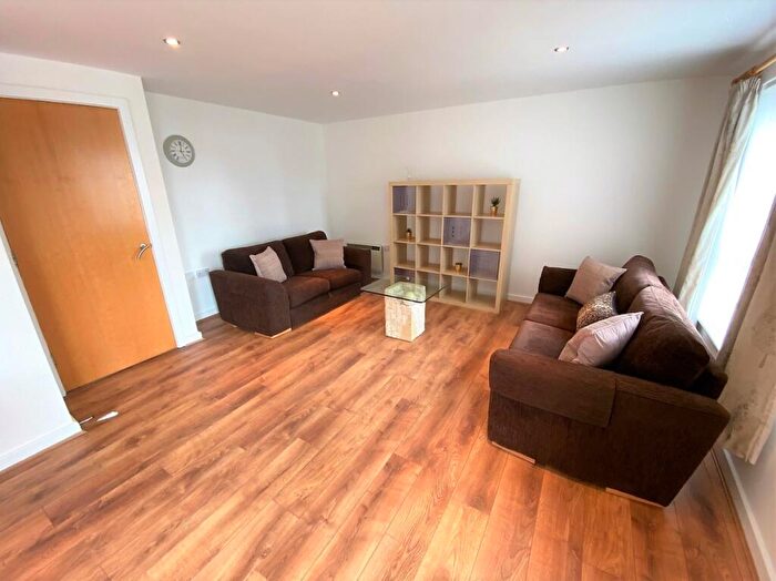 2 Bedroom Apartment To Rent In The Linx, Simpson Street Manchester, M4