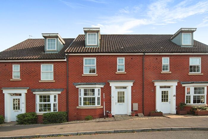 4 Bedroom Property To Rent In Collett Road, Norton Fitzwarren, Taunton, TA2