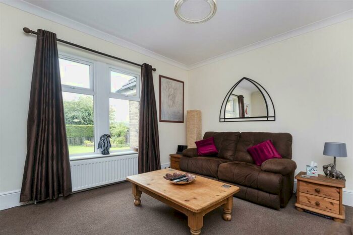 4 Bedroom Detached Bungalow For Sale In Standiforth Lane, Dalton, Huddersfield, HD5