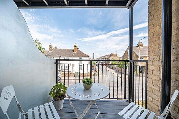 1 Bedroom Retirement Property For Sale In Beatrice Lodge, Sittingbourne, ME10