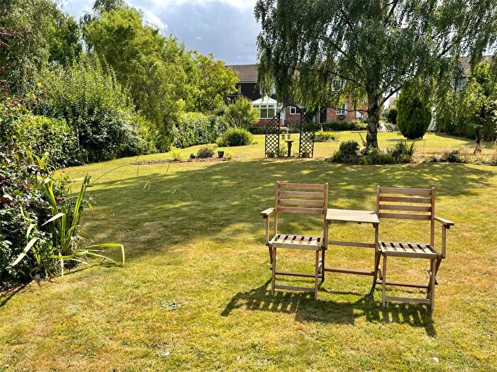 5 Bedroom Semi-Detached House For Sale In High Street, Worton, Devizes, Wiltshire, SN10