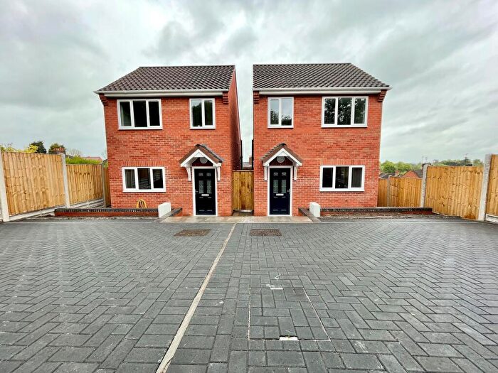 2 Bedroom Detached House To Rent In Ambien Road, Atherstone, CV9
