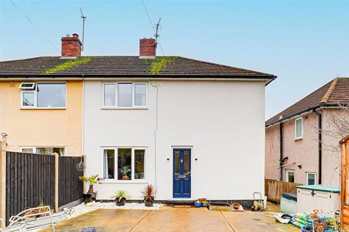 3 Bedroom Semi-Detached House For Sale In Babbington Crescent, Gedling, NG4