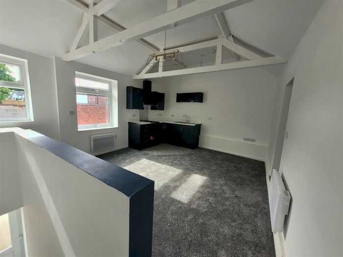 1 Bedroom Flat To Rent In Hall Croft, Shepshed, LE12