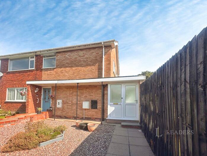 2 Bedroom Flat To Rent In Wolverton Road, Rednal, Birmingham, B45