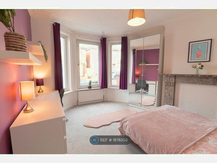 7 Bedroom End Of Terrace House To Rent In St. Denys Road, Southampton, SO17