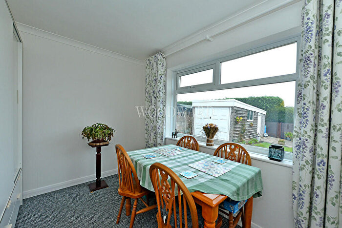 2 Bedroom Detached Bungalow For Sale In Thomson Drive, Codnor, DE5