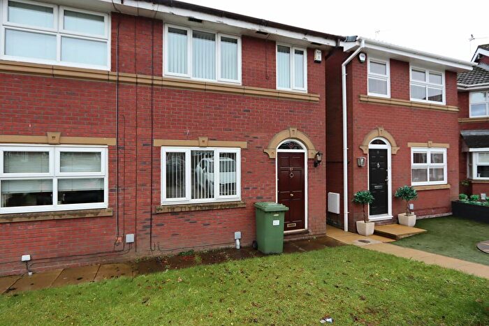 2 Bedroom Property To Rent In Hollins Mews, Unsworth, BL9