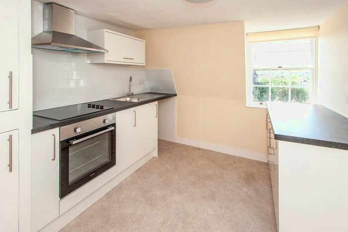 2 Bedroom Flat To Rent In Rivers Street, Bath, BA1