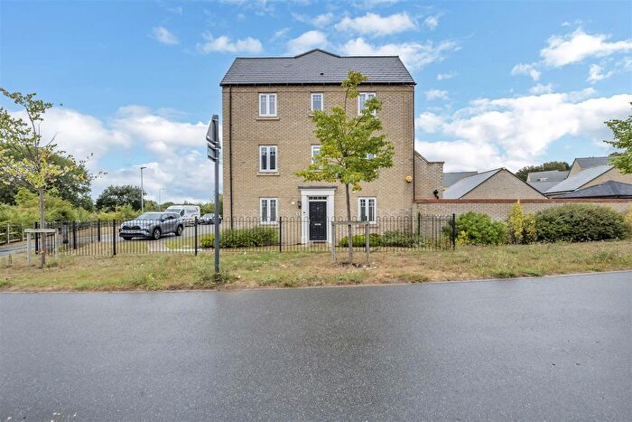 4 Bedroom Semi-Detached House For Sale In Tudor Road, Bury St. Edmunds, IP32