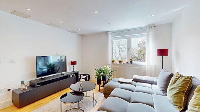 1 Bedroom Flat For Sale In Dryburgh Road, SW15