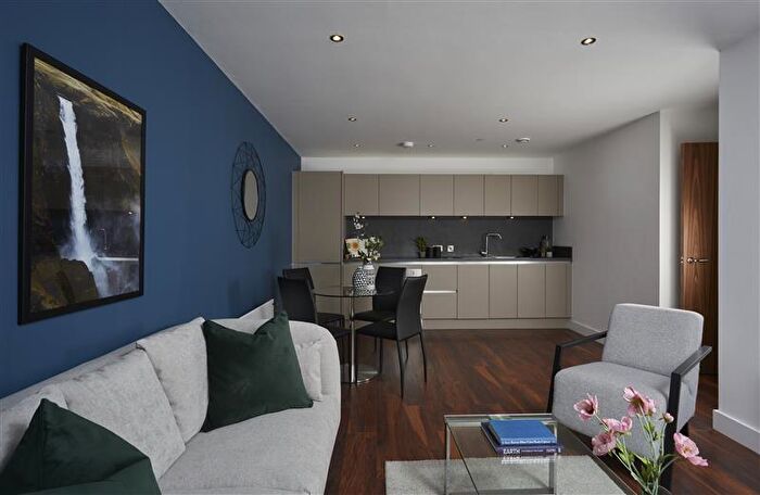 2 Bedroom Apartment To Rent In New Bridge Street Salford, M3