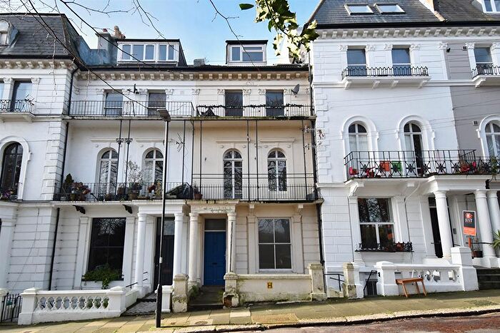 1 Bedroom Flat For Sale In Magdalen Road, St Leonards, TN37