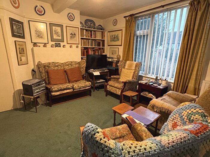3 Bedroom Terraced House For Sale In Manstone Avenue, Sidmouth, EX10