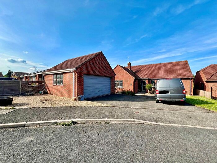 3 Bedroom Bungalow To Rent In Millend Elmley Castle, Pershore, WR10