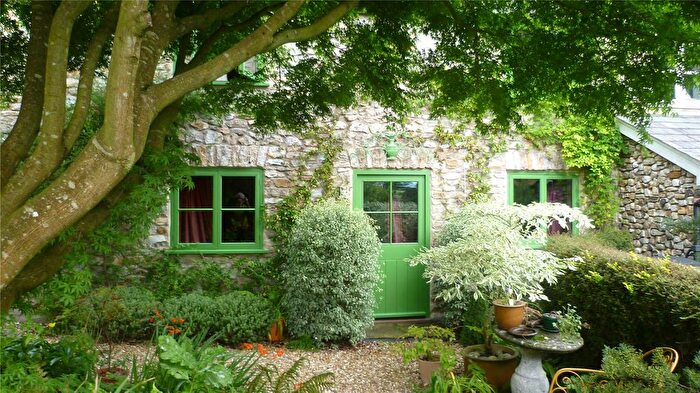 2 Bedroom Detached House For Sale In Stockland, Honiton, Devon, EX14