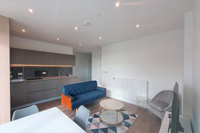 2 Bedroom Apartment To Rent In Cobham House, SE3