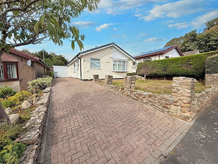 2 Bedroom Detached Bungalow For Sale In Girvan Close, Stanley, DH9