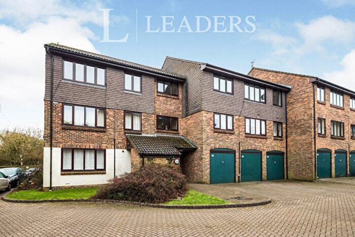 1 Bedroom House To Rent In Connaught Gardens, Crawley, RH10