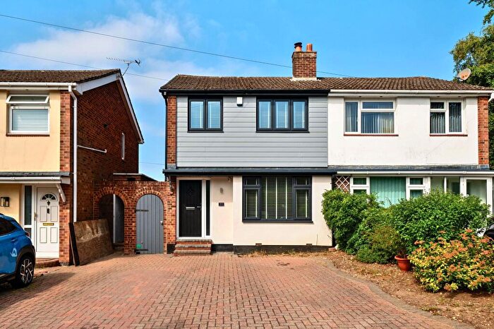 3 Bedroom Semi-Detached House For Sale In Simon Way, Southampton, SO18