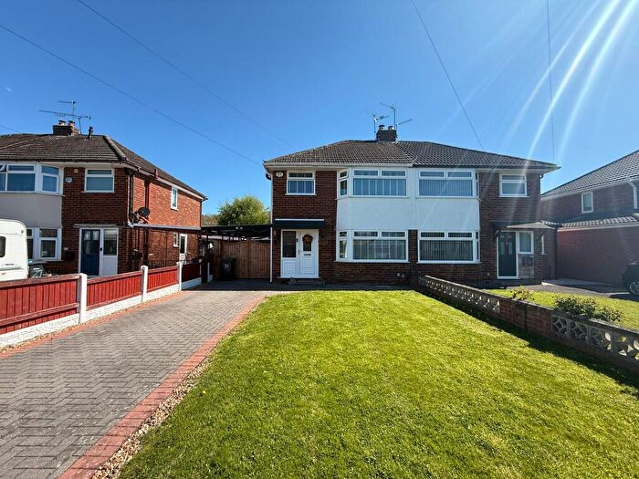 3 Bedroom Semi-Detached House For Sale In Ambleside Road, Whitby, CH65