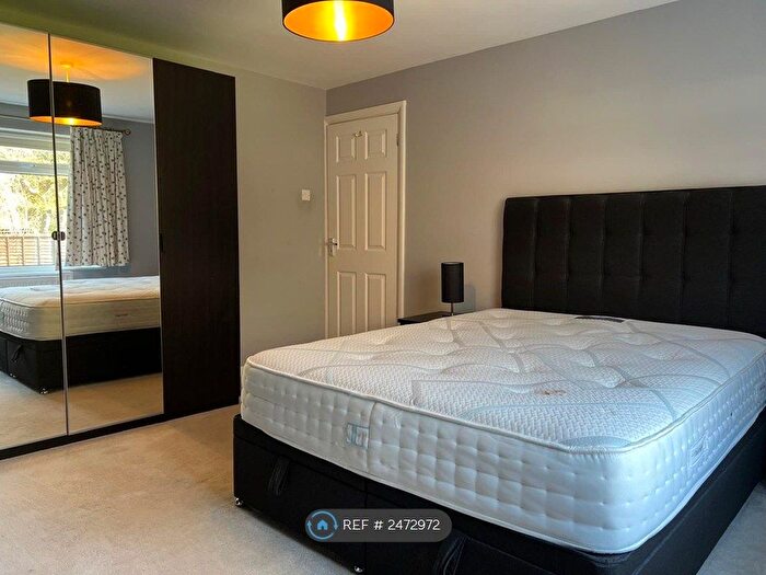 2 Bedroom Flat To Rent In Kent Gardens, Ruislip, HA4