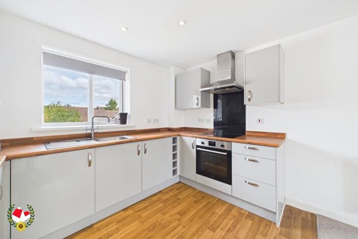 2 Bedroom Flat To Rent In Dorian Road, Horfield, Bristol, BS7