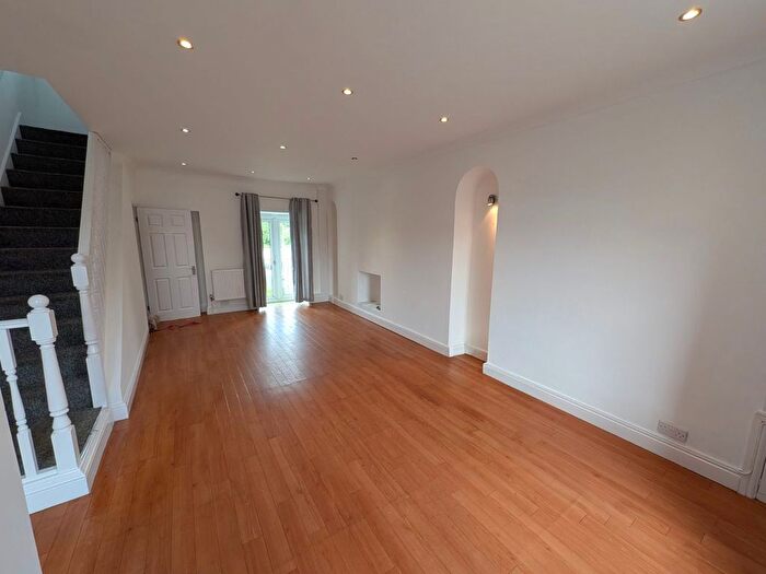 3 Bedroom Terraced House To Rent In Church Road, Swansea, SA7