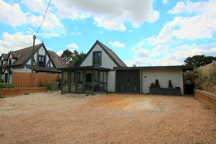 3 Bedroom Detached House For Sale In Broxted Road, Great Easton, CM6