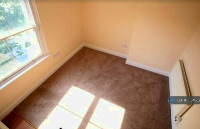 1 Bedroom Flat To Rent In Guildhall, Bedford, MK40