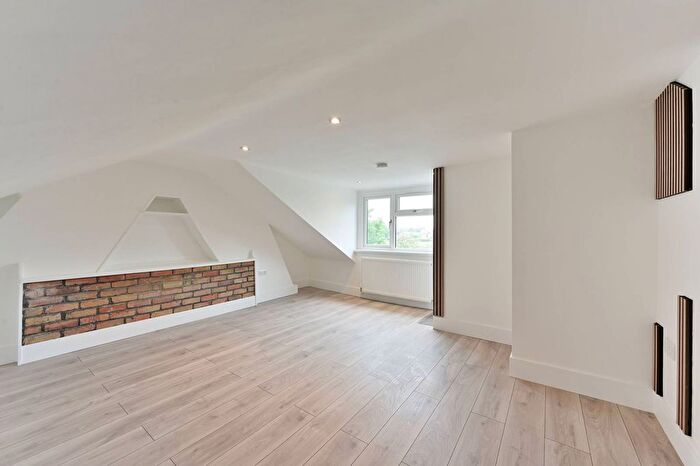 4 Bedroom Maisonette To Rent In Haydons Road, Wimbledon, London, SW19