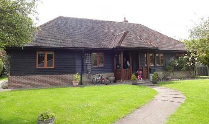 4 Bedroom Detached House To Rent In Summerhill Farm, Fosten Lane, Biddenden, Kent, TN27