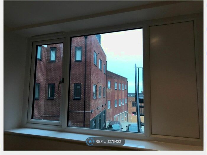 1 Bedroom Flat To Rent In Napier House, Luton LU1